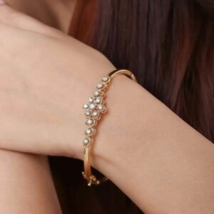 Kiss Me Blossom Diamond Bracelet